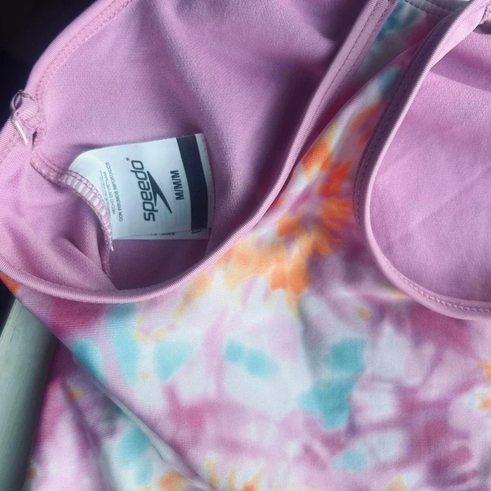 Speedo girls pink swim suit medium